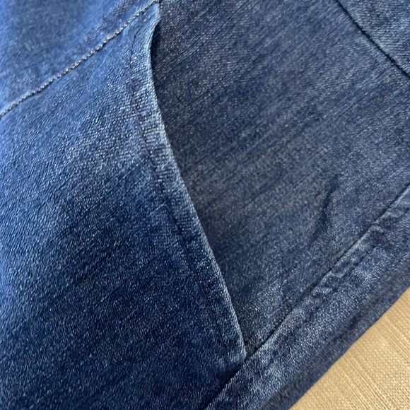 Denim Cut Out Romper 💙NWOT💙 - Picture 7 of 7